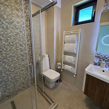 10 M9 Mamaia-sat Năvodari