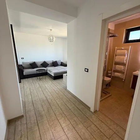 10 M9 Mamaia-sat Apartman Năvodari