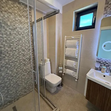 10 M9 Mamaia-sat Apartman *